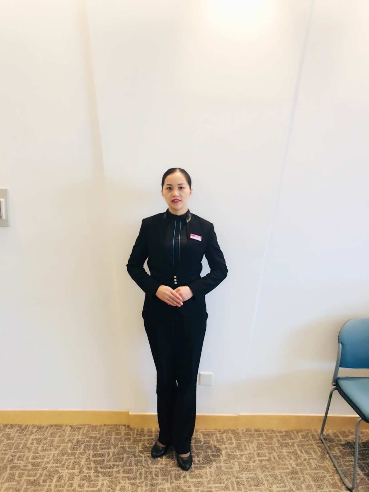 會務服務作業標準詳解 專業站姿與服務禮儀